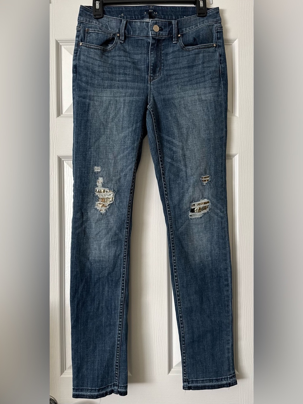 White House Black Market The Slim Mid-Rise Skinny Jeans - Size 6